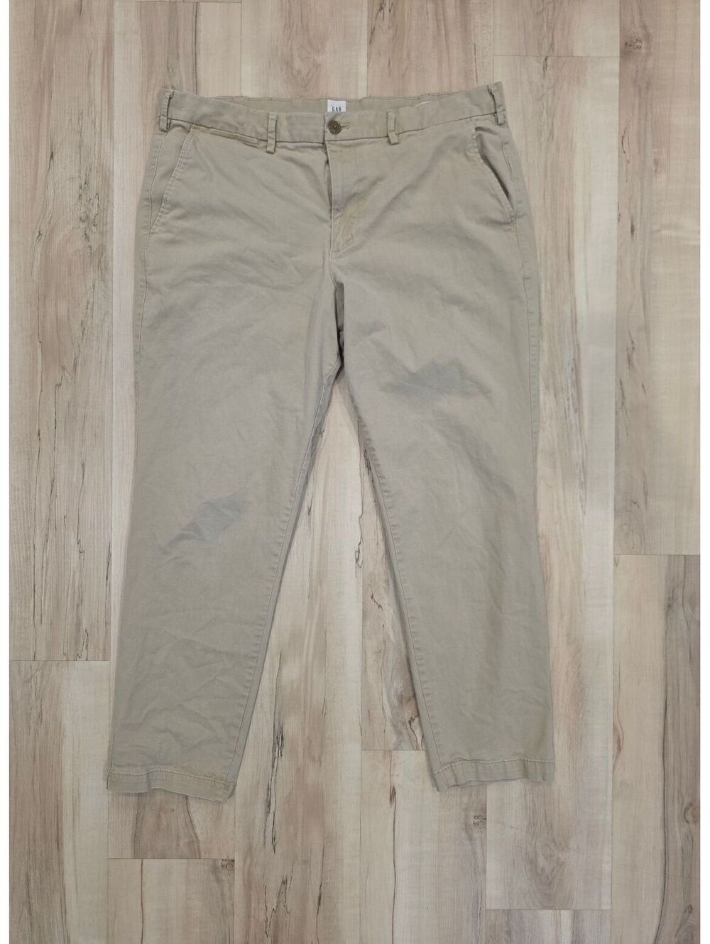 GAP Essential Khaki Slim Fit Pants 38x30